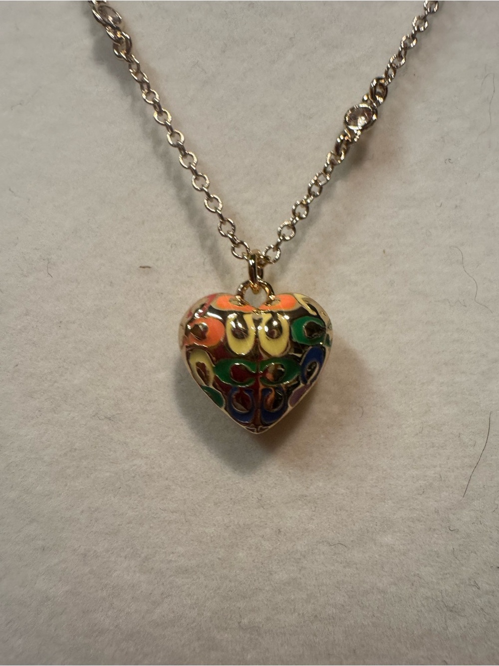 NWT Coach Multicolor Enamel Heart Pendant Necklace w/ Crystals & Coach Dusty
